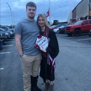 Meet your Posher, Hunter